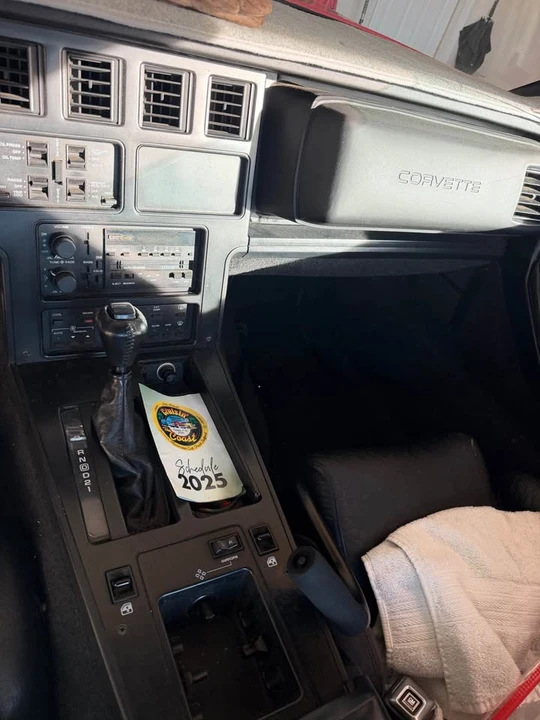 1989 Chevrolet Corvette C4 - Image 6 of 10