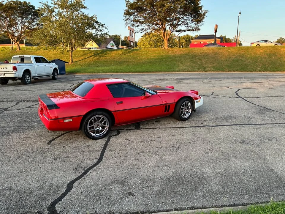 1989 Chevrolet Corvette C4 - Image 16 of 19