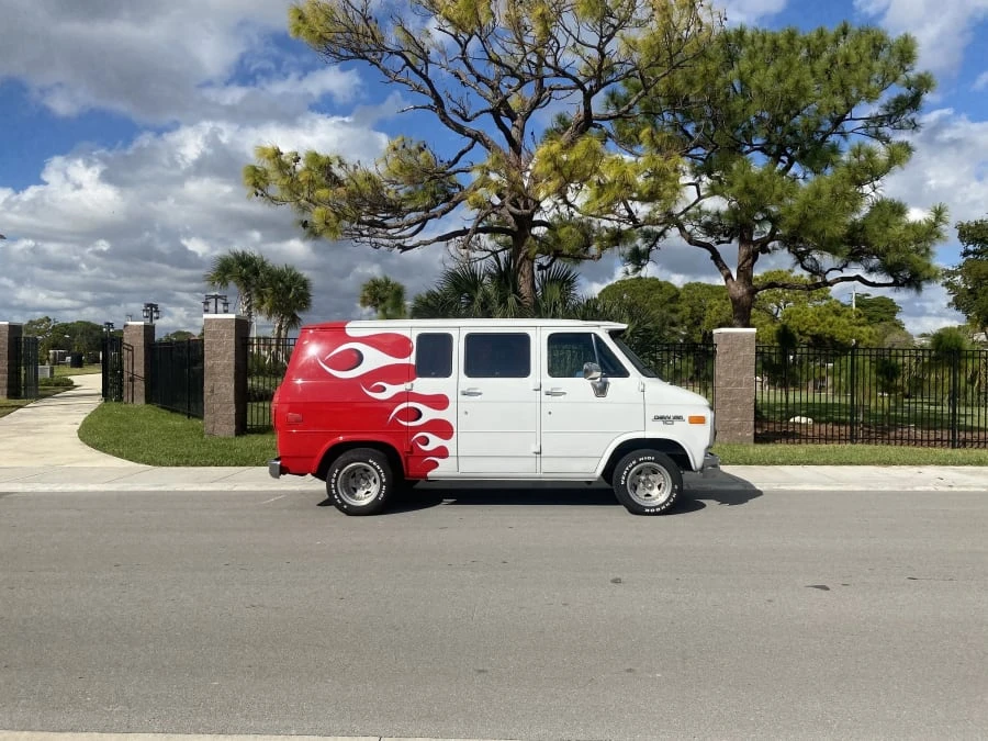 1989 Chevrolet G-Series Van - Image 5 of 6