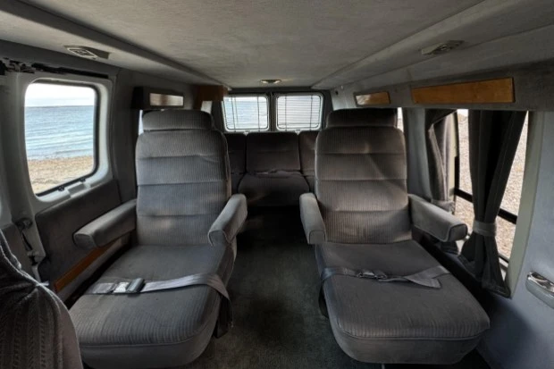 1989 Chevrolet G-Series Van - Image 6 of 10