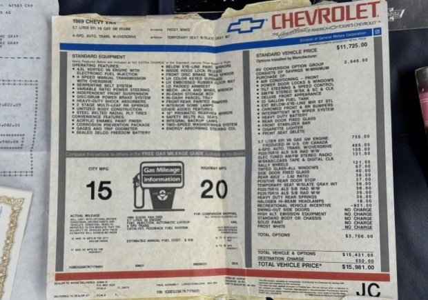 1989 Chevrolet G-Series Van - Image 9 of 10