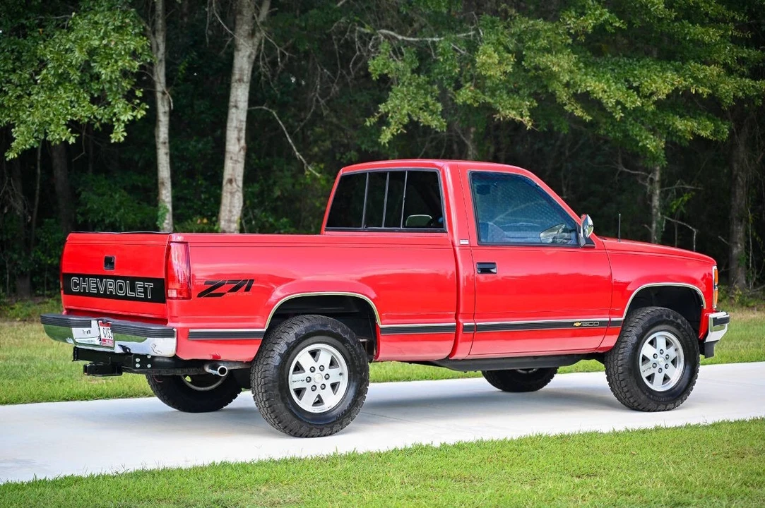 1989 Chevrolet C/K 4th Gen - Image 2 of 31