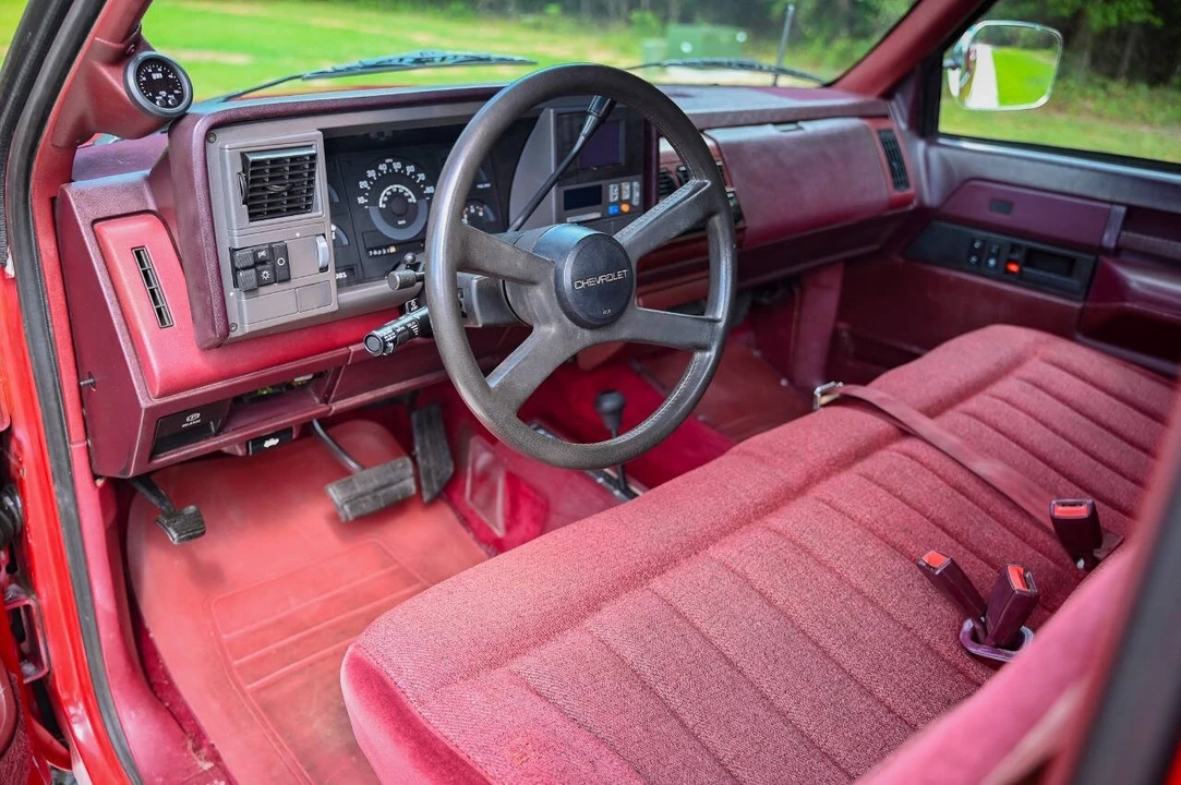 1989 Chevrolet C/K 4th Gen - Image 3 of 31