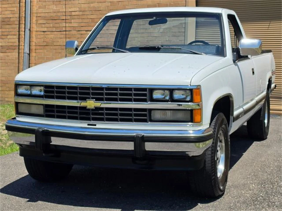 1989 Chevrolet C/K 4th Gen - Image 2 of 31
