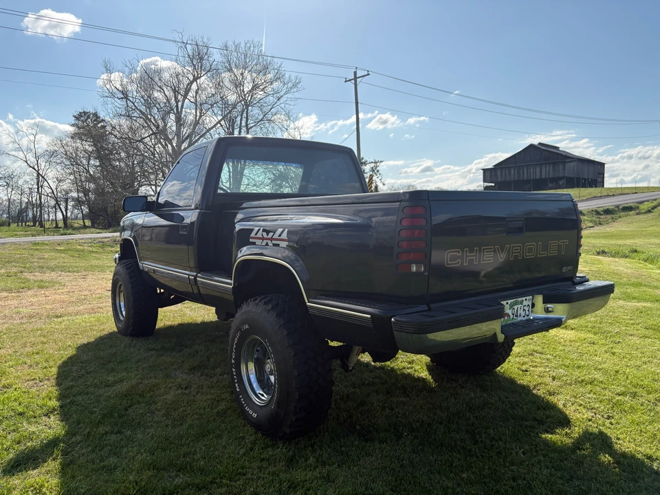 1989 Chevrolet C/K 4th Gen - Image 19 of 31