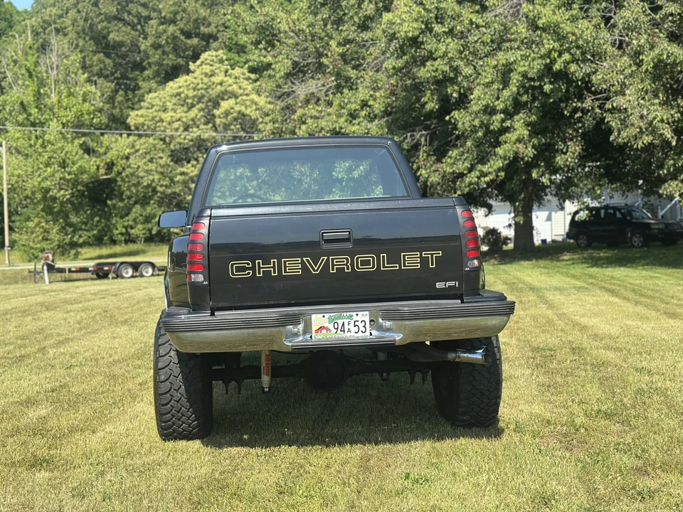 1989 Chevrolet C/K 4th Gen - Image 17 of 31