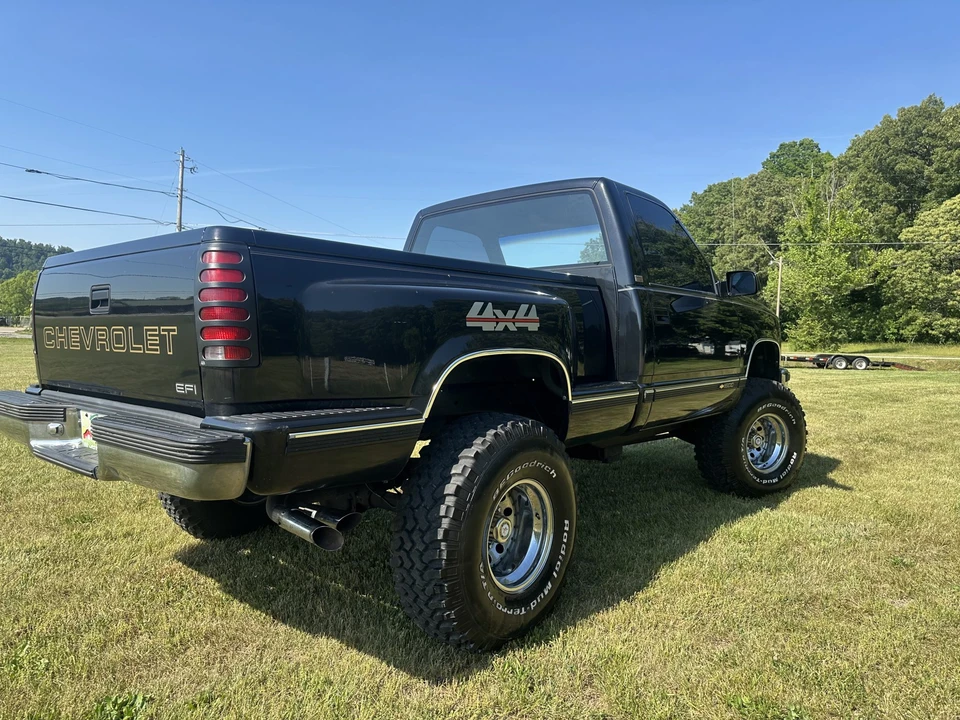 1989 Chevrolet C/K 4th Gen - Image 16 of 31