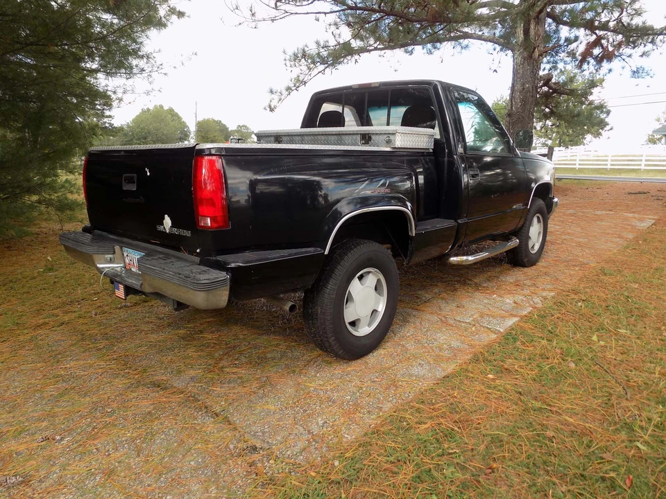 1989 Chevrolet C/K 4th Gen - Image 10 of 31