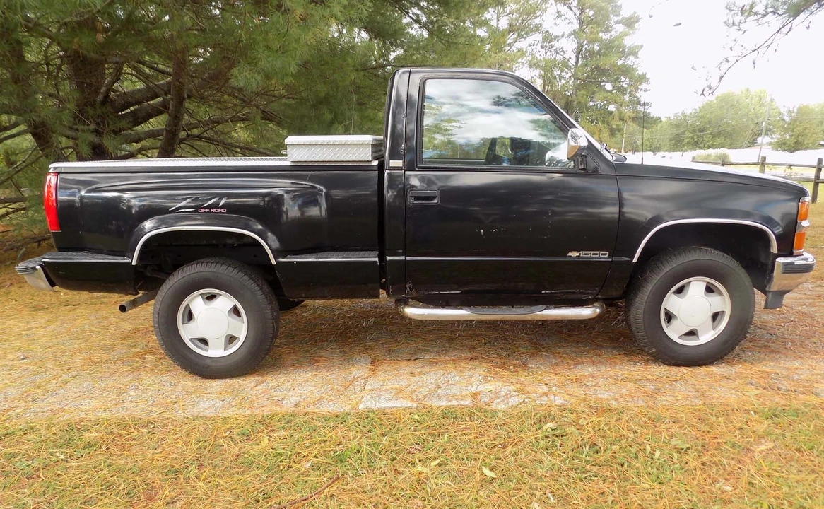 1989 Chevrolet C/K 4th Gen - Image 4 of 31