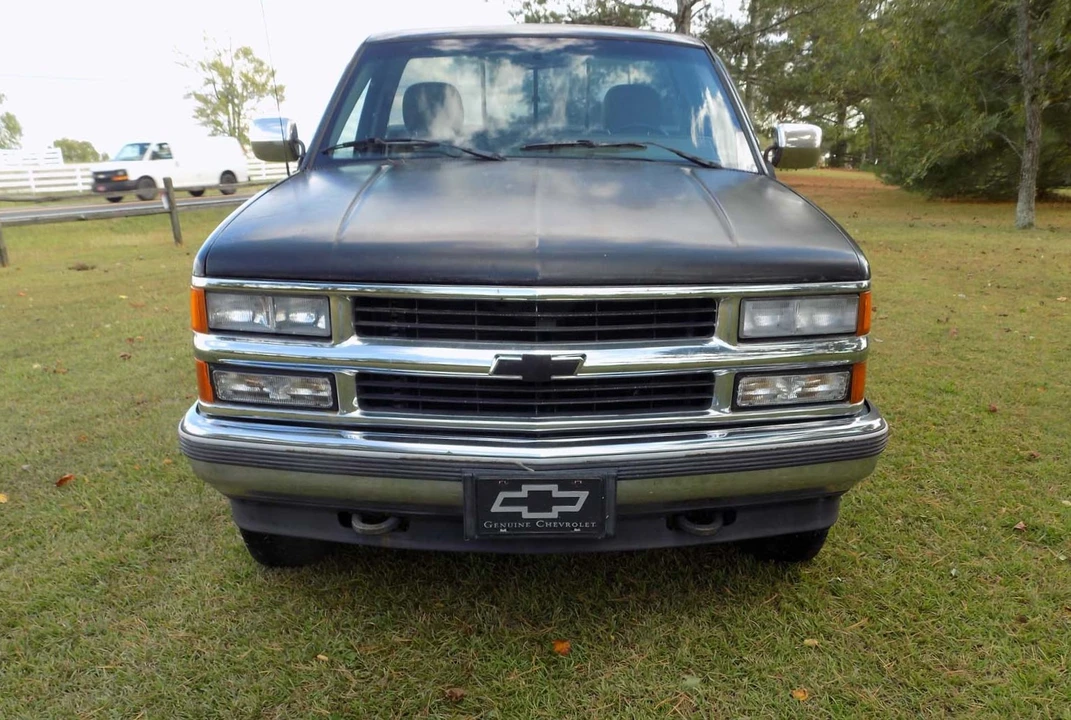1989 Chevrolet C/K 4th Gen - Image 2 of 31