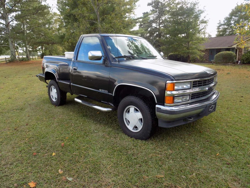 1989 Chevrolet C/K 4th Gen - Image 3 of 31
