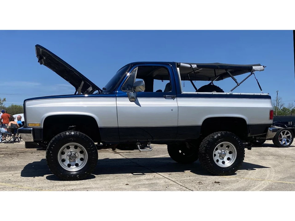 1989 Chevrolet K5 Blazer 2nd Gen - Image 7 of 20