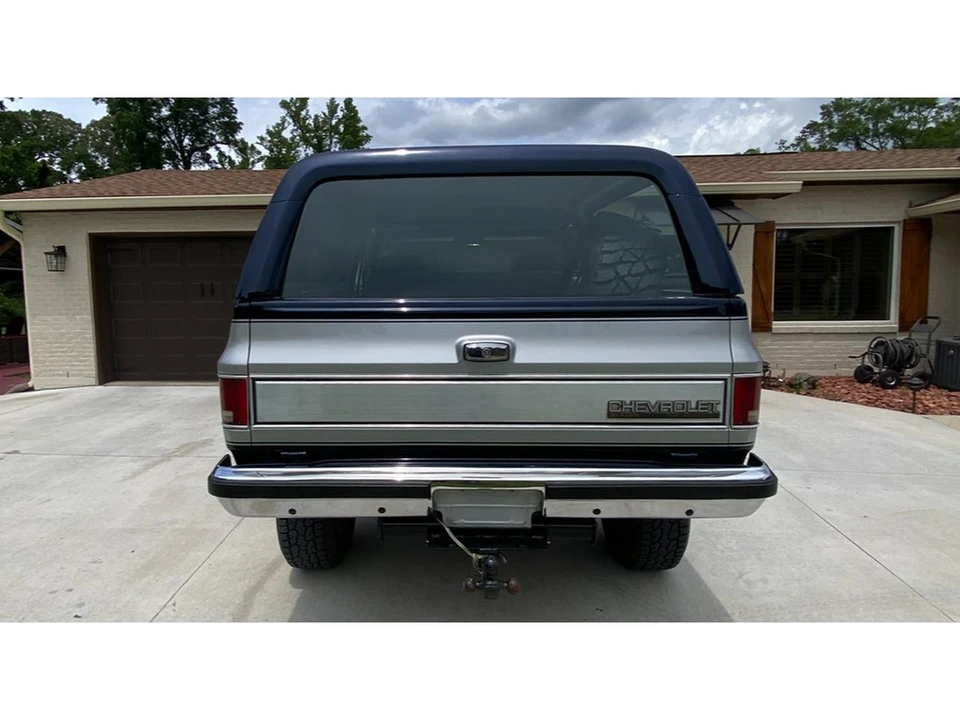 1989 Chevrolet K5 Blazer 2nd Gen - Image 9 of 20