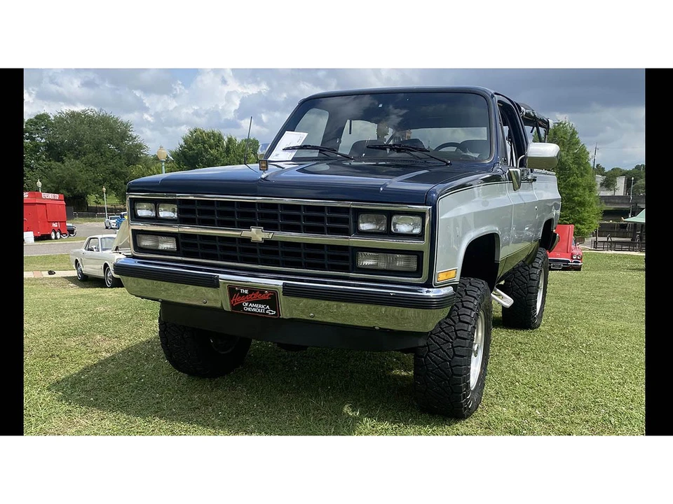 1989 Chevrolet K5 Blazer 2nd Gen - Image 4 of 20