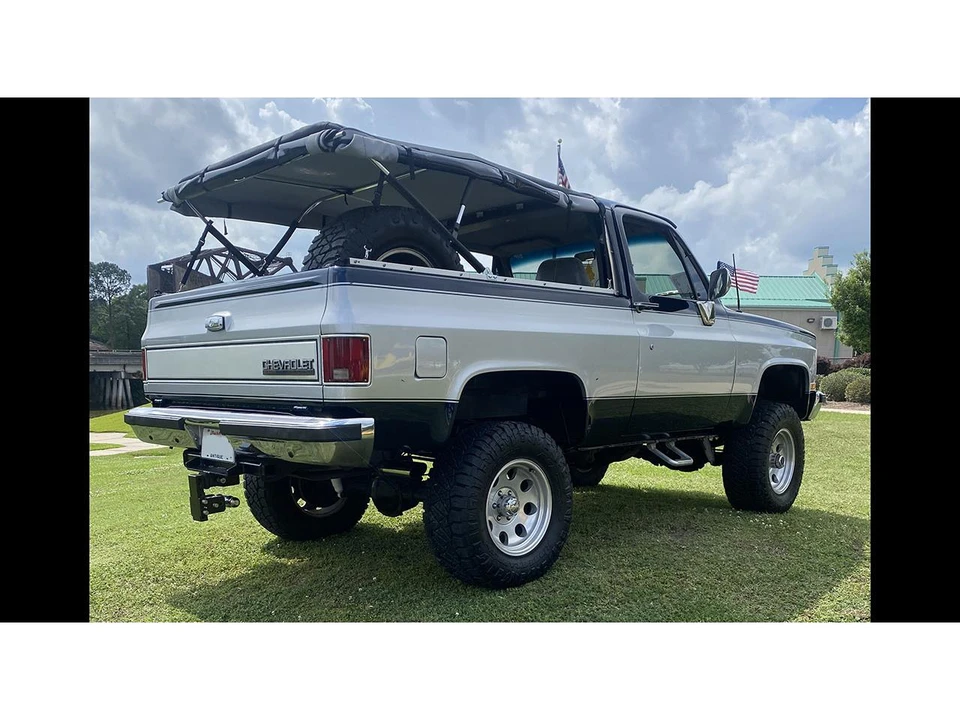 1989 Chevrolet K5 Blazer 2nd Gen - Image 6 of 20