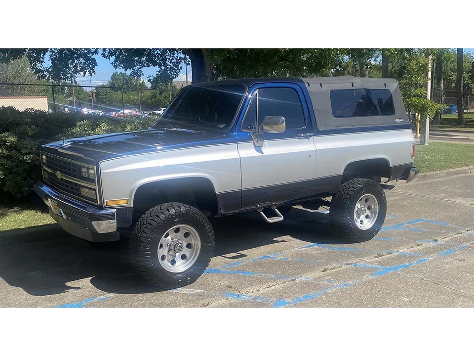 1989 Chevrolet K5 Blazer 2nd Gen - Image 3 of 20