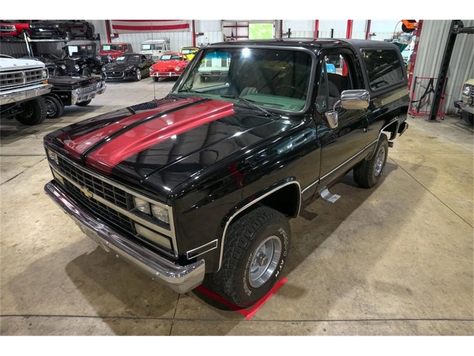 1989 Chevrolet K5 Blazer 2nd Gen - Image 29 of 31