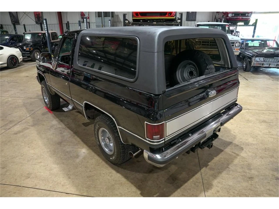 1989 Chevrolet K5 Blazer 2nd Gen - Image 30 of 31