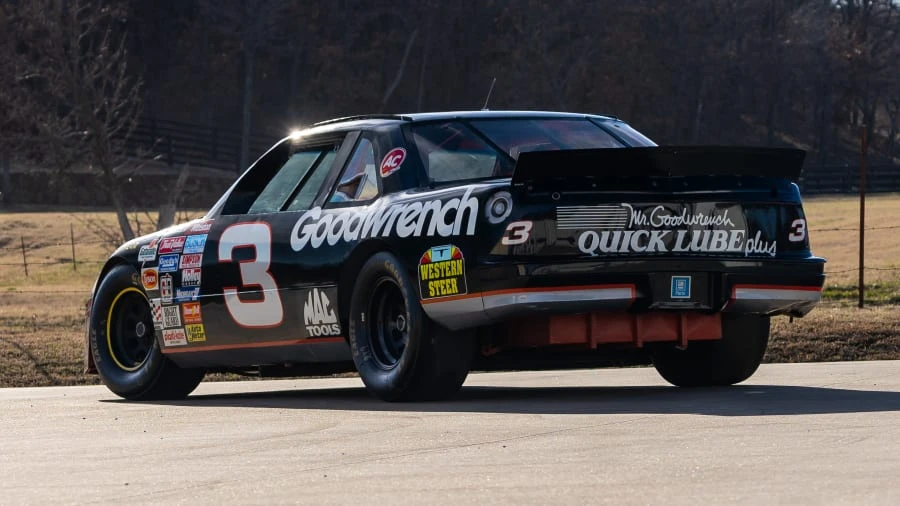 1989 Chevrolet Lumina - Image 3 of 12