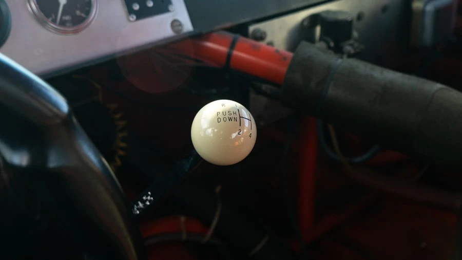 1989 Chevrolet Lumina - Image 10 of 12