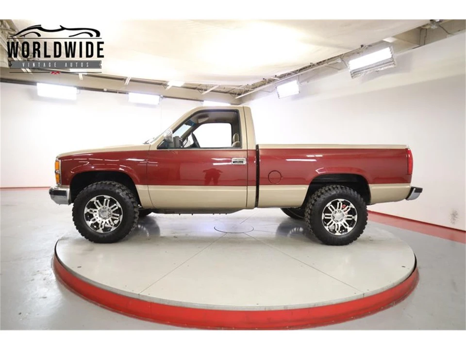 1989 Chevrolet - Image 3 of 31