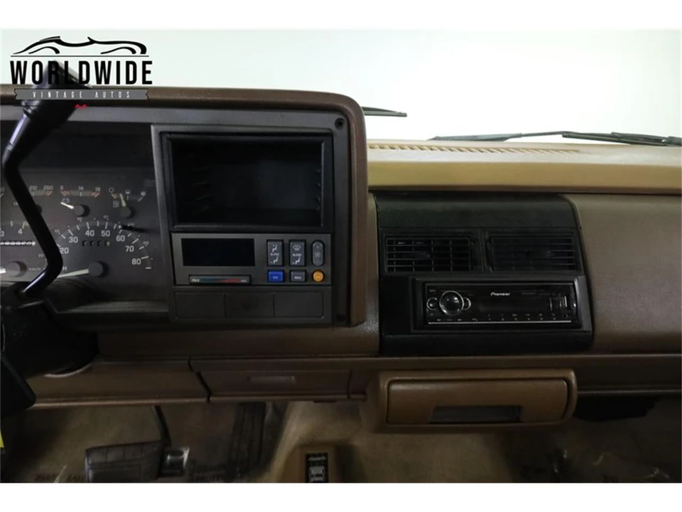 1989 Chevrolet - Image 29 of 31