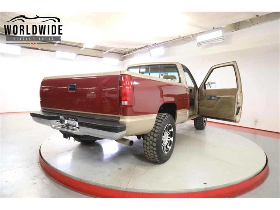 1989 Chevrolet - Image 30 of 31