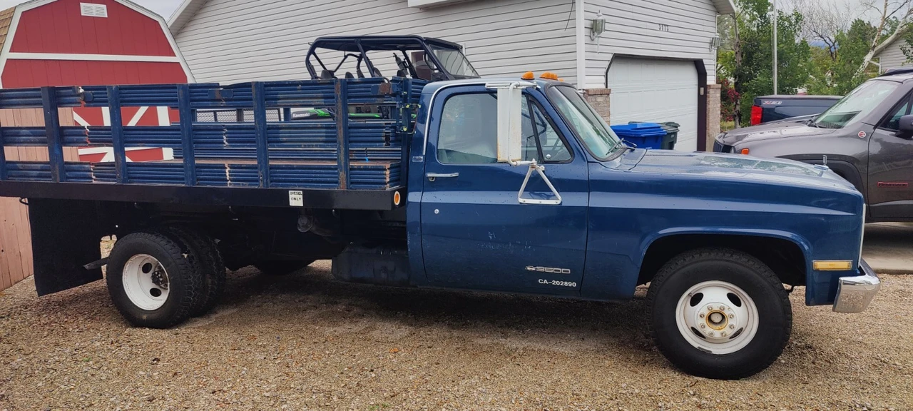 1989 Chevrolet - Image 5 of 31