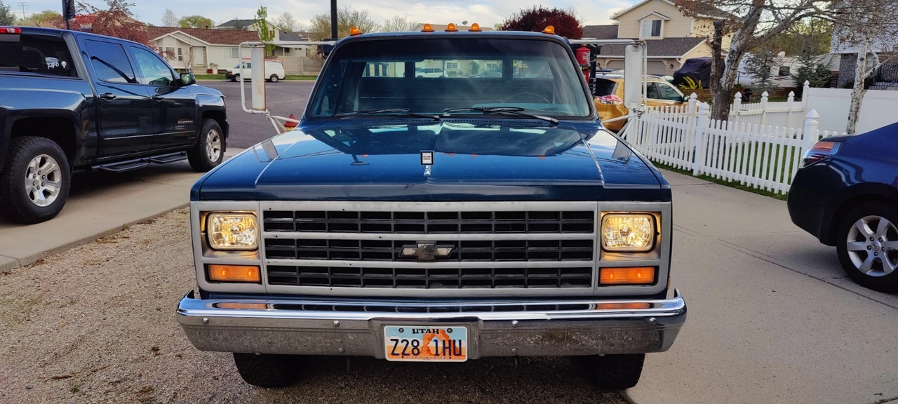 1989 Chevrolet - Image 21 of 31