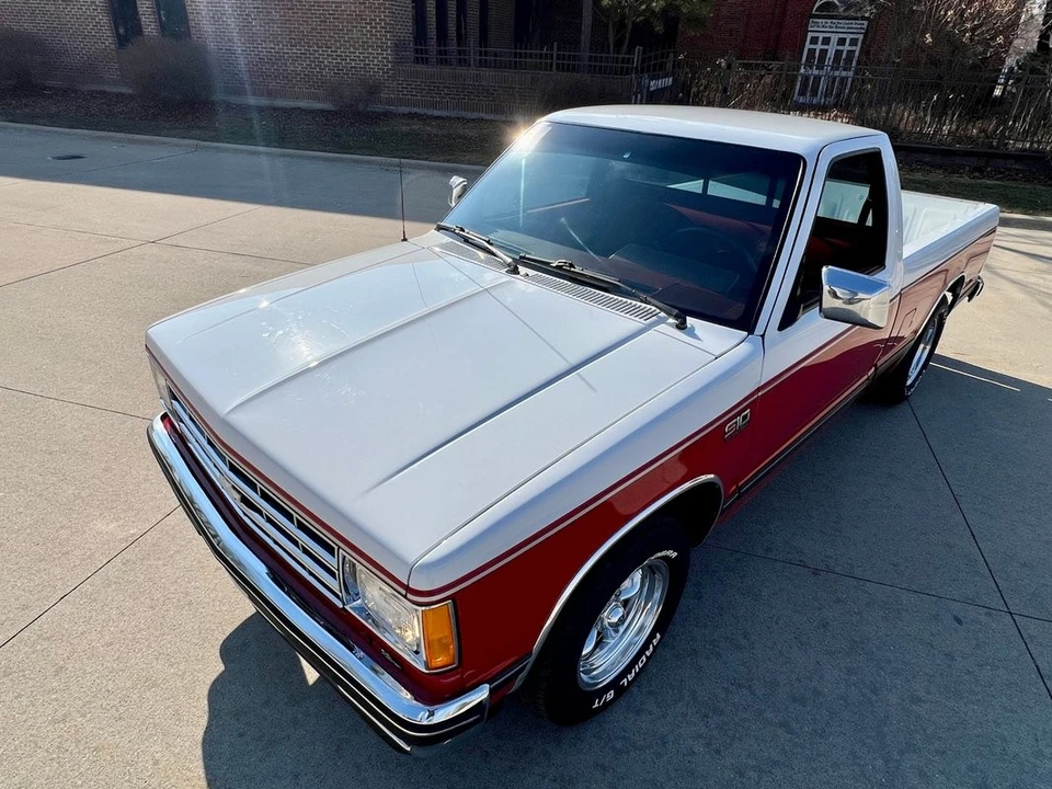 1989 Chevrolet S-10 - Image 4 of 21