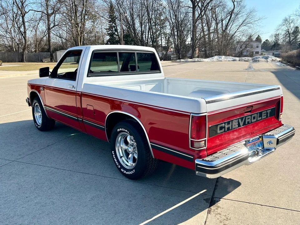 1989 Chevrolet S-10 - Image 3 of 21
