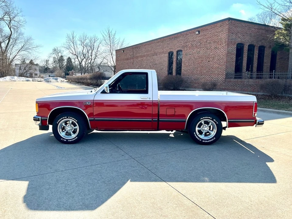 1989 Chevrolet S-10 - Image 9 of 21