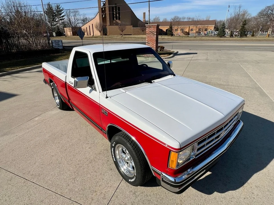 1989 Chevrolet S-10 - Image 5 of 21