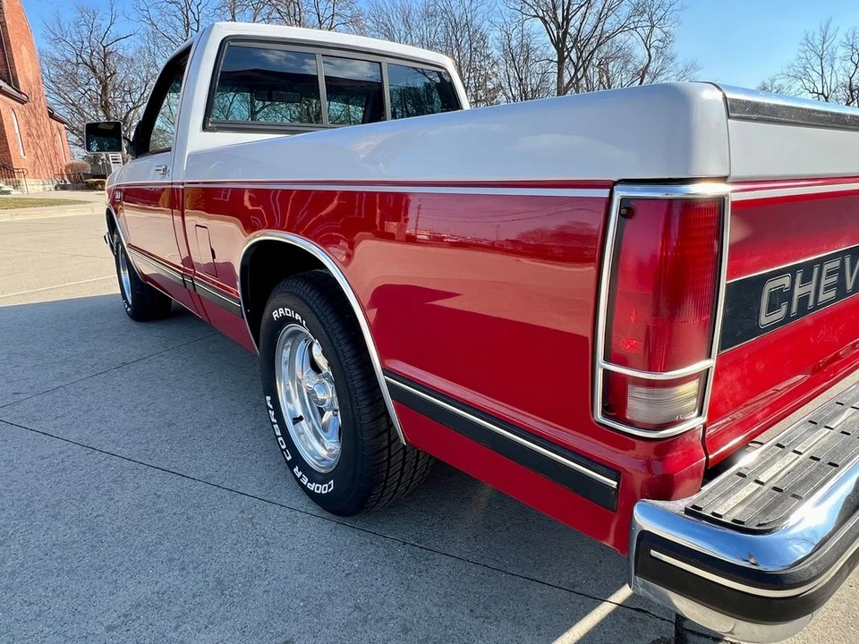 1989 Chevrolet S-10 - Image 11 of 21