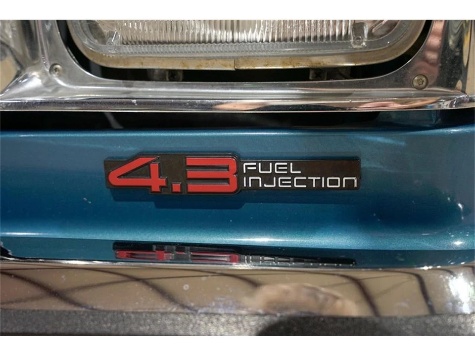 1989 Chevrolet S-10 - Image 22 of 31