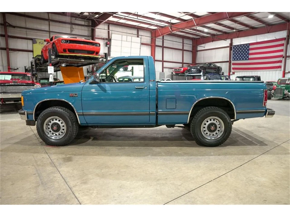 1989 Chevrolet S-10 - Image 4 of 31