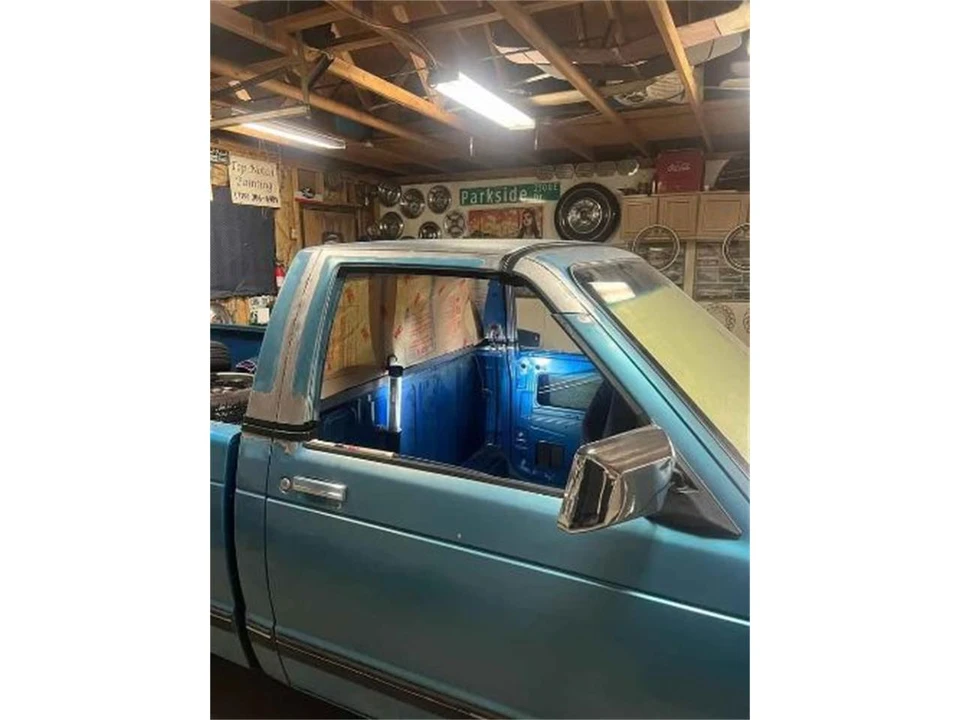 1989 Chevrolet S-10 - Image 8 of 15
