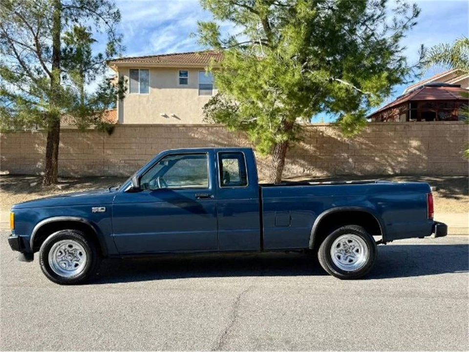 1989 Chevrolet S-10 - Image 9 of 10