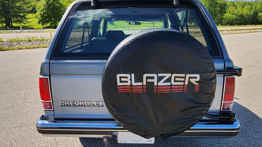 1989 Chevrolet S-10 Blazer 1st Gen - Image 4 of 18