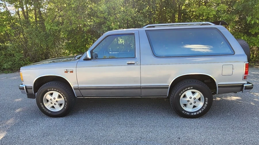 1989 Chevrolet S-10 Blazer 1st Gen - Image 6 of 18