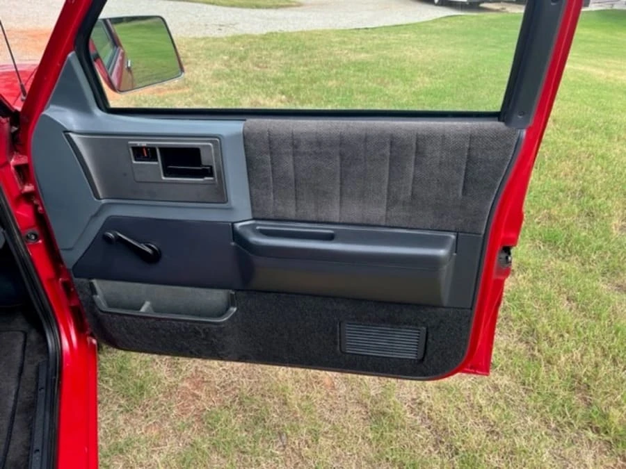1989 Chevrolet S-10 - Image 15 of 20