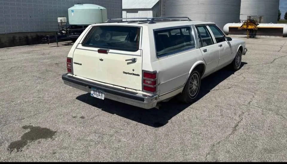 1989 Chevrolet SS - Image 2 of 5