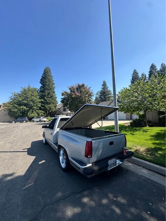 1989 Chevrolet Silverado - Image 3 of 8