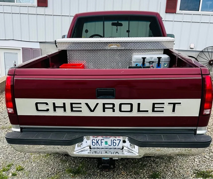 1989 Chevrolet Silverado - Image 5 of 9