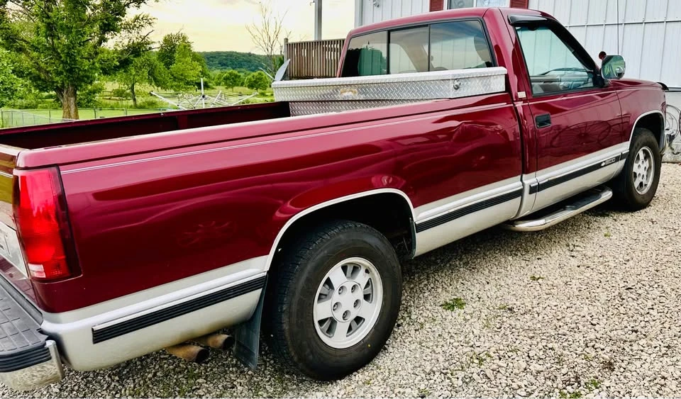 1989 Chevrolet Silverado - Image 4 of 9