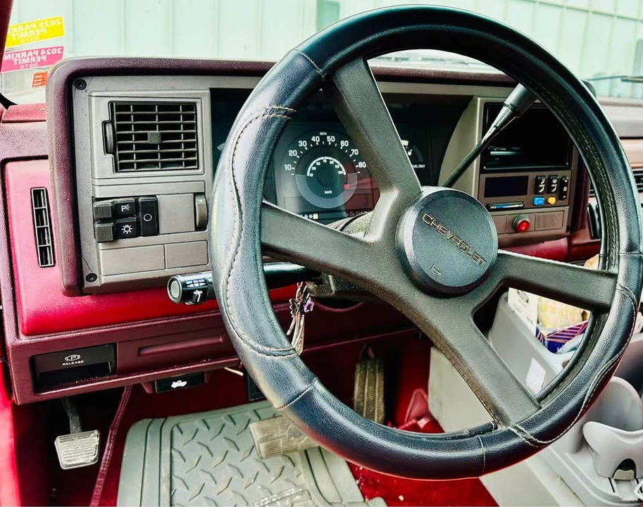1989 Chevrolet Silverado - Image 8 of 9