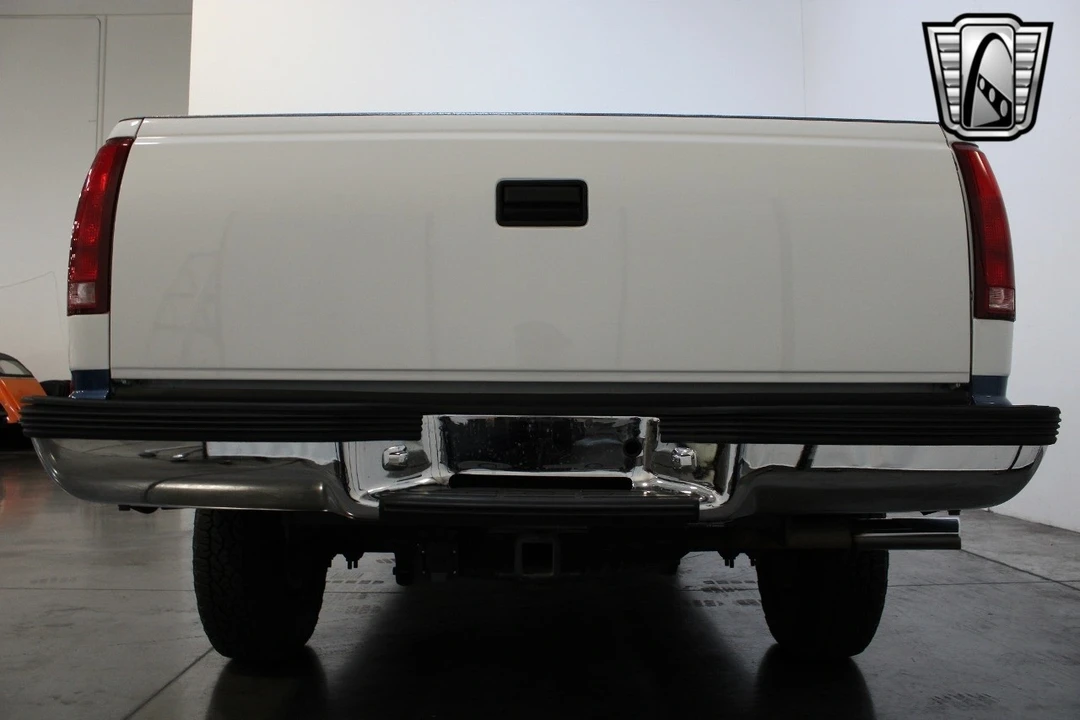 1989 Chevrolet C/K 4th Gen - Image 17 of 21