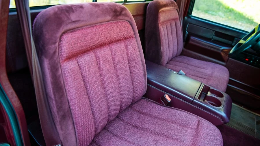1989 Chevrolet Silverado - Image 29 of 31