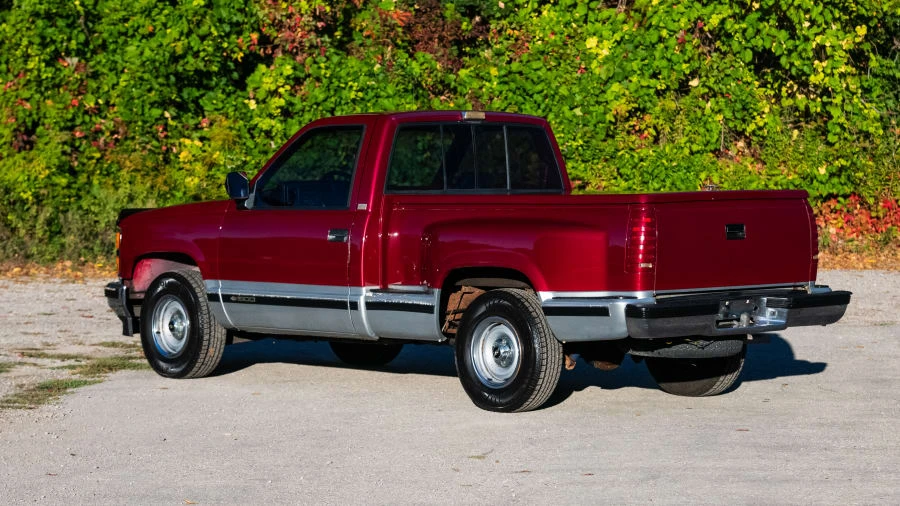 1989 Chevrolet Silverado - Image 10 of 31