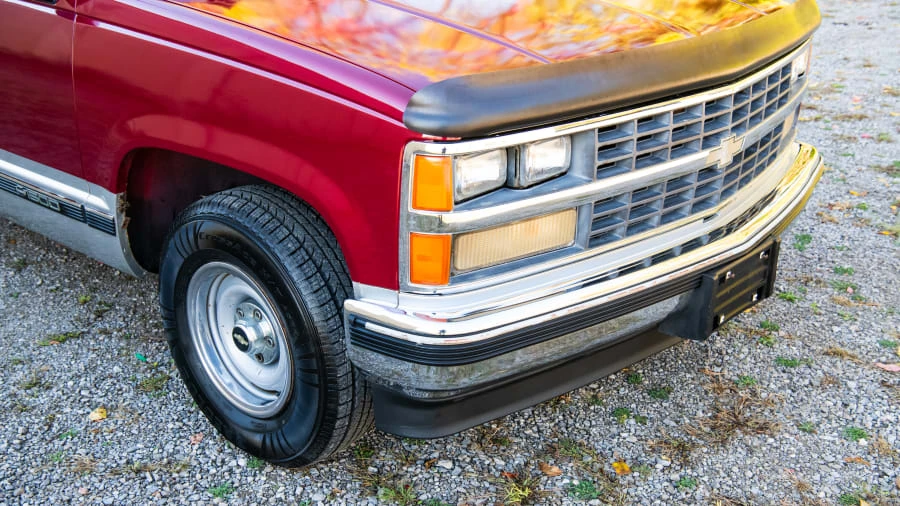 1989 Chevrolet Silverado - Image 19 of 31